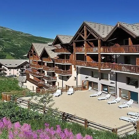 Les Hauts De Apartahotel 4*