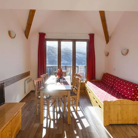 Les Hauts De 4*