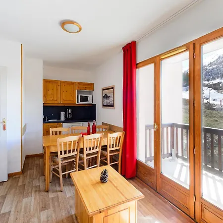 Les Hauts De 4*