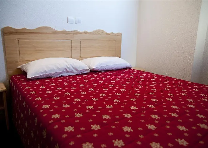 Hotel apartamentowy Les Hauts De 4*