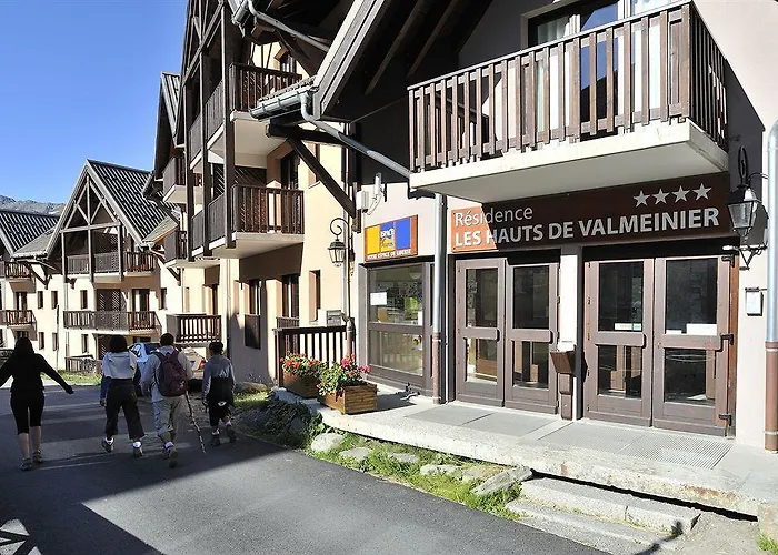 Hotel apartamentowy Les Hauts De Valmeinier